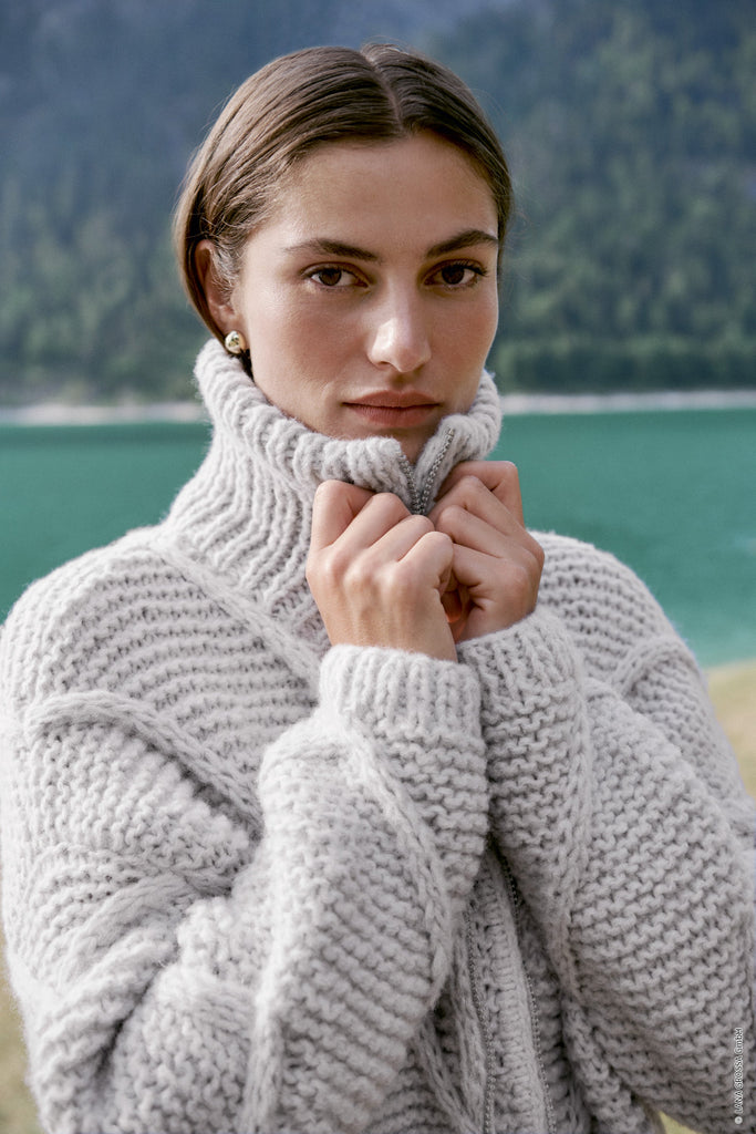 September: de maand van truien en vesten, gedurende de hele maand 15% korting op haak-en breipakketten.