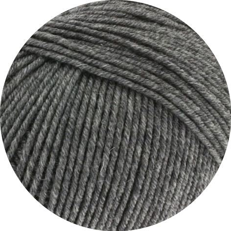 Swatch Cool Wool merinogaren kleur donkergrijs van Lana Grossa bij Garenkunst.nl
