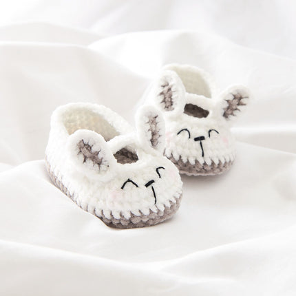 Gehaakte Ricorumi babyschoentjes Haasje, sfeerfoto