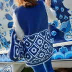 Blue/White (431-490-2037)